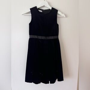 [Gucci] Girls Black Velvet Sleeveless Dress with Satin Waist